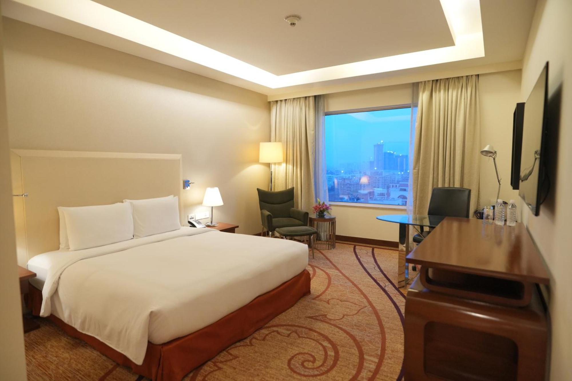 Готель Doubletree By Hilton Gurgaon New Delhi Ncr Екстер'єр фото