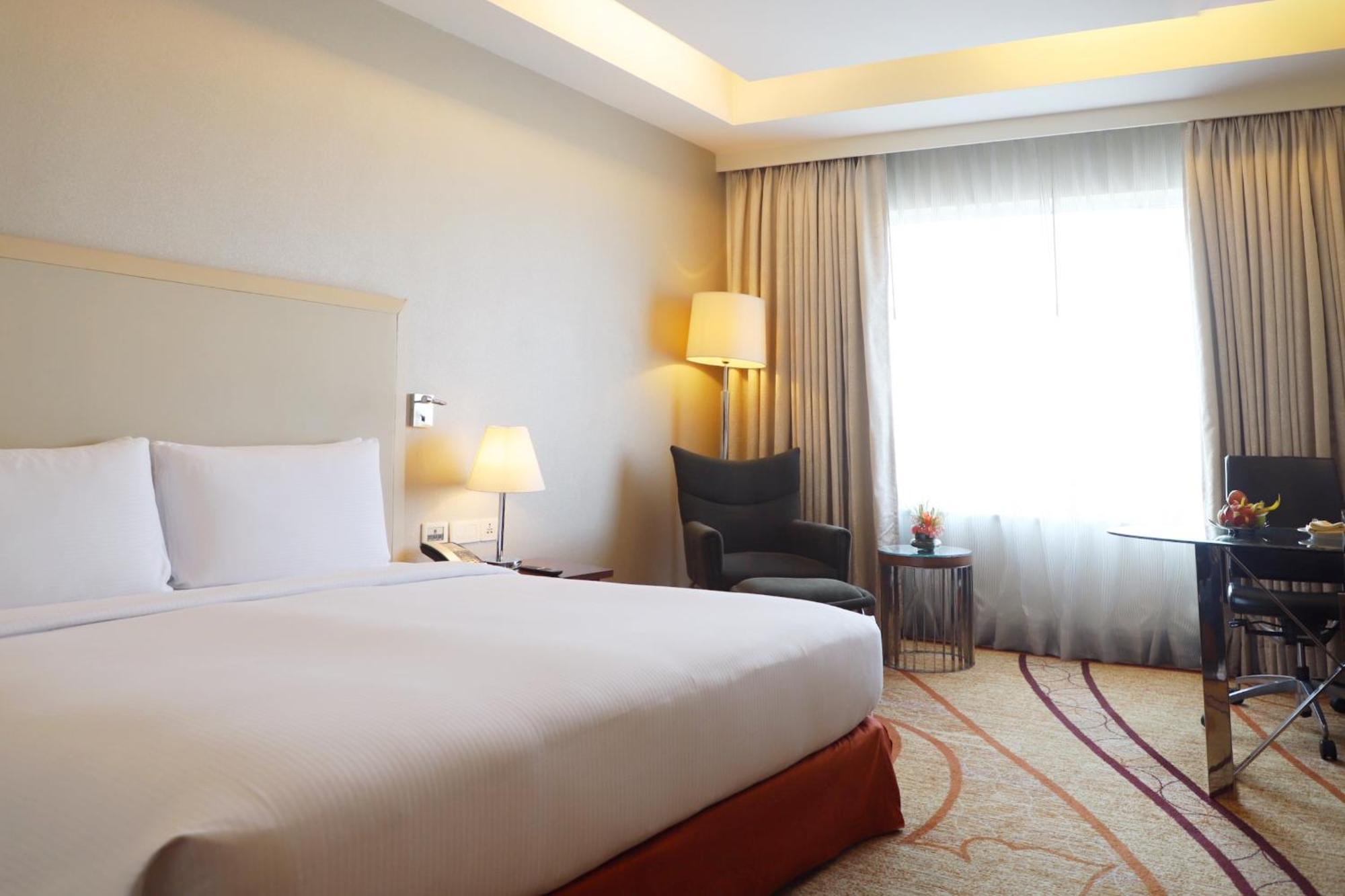 Готель Doubletree By Hilton Gurgaon New Delhi Ncr Екстер'єр фото