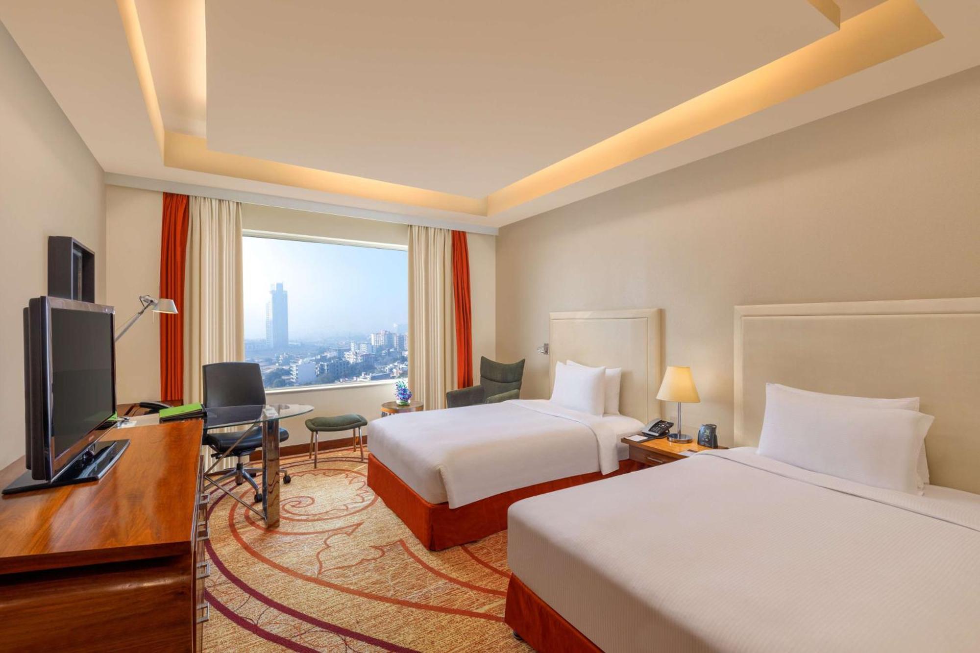 Готель Doubletree By Hilton Gurgaon New Delhi Ncr Екстер'єр фото