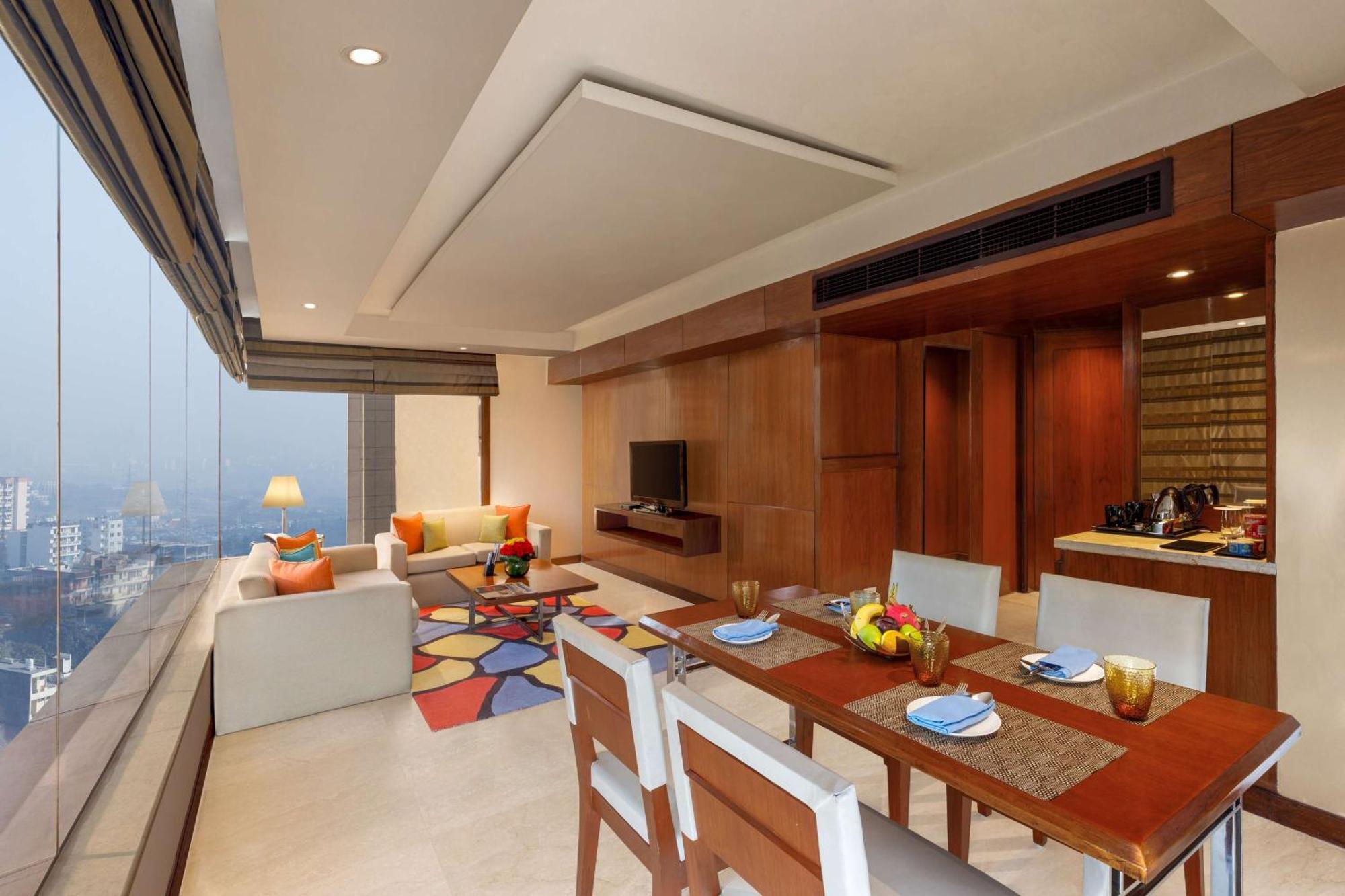 Готель Doubletree By Hilton Gurgaon New Delhi Ncr Екстер'єр фото