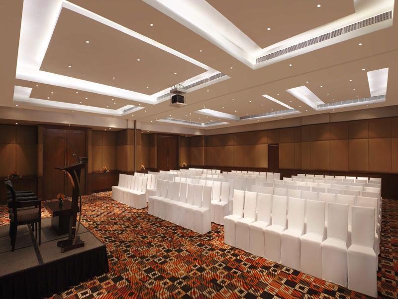 Готель Doubletree By Hilton Gurgaon New Delhi Ncr Екстер'єр фото